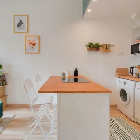 La De Poincare Apartmán *